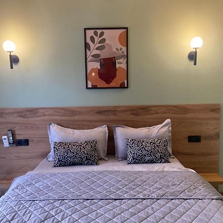 Hotel Graf T Tbilisi Bagian luar foto