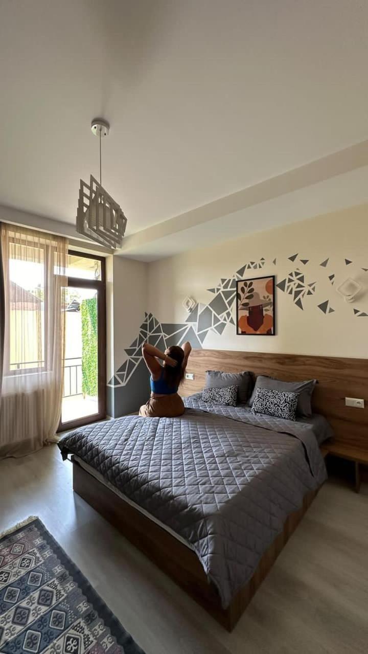 Hotel Graf T Tbilisi Bagian luar foto