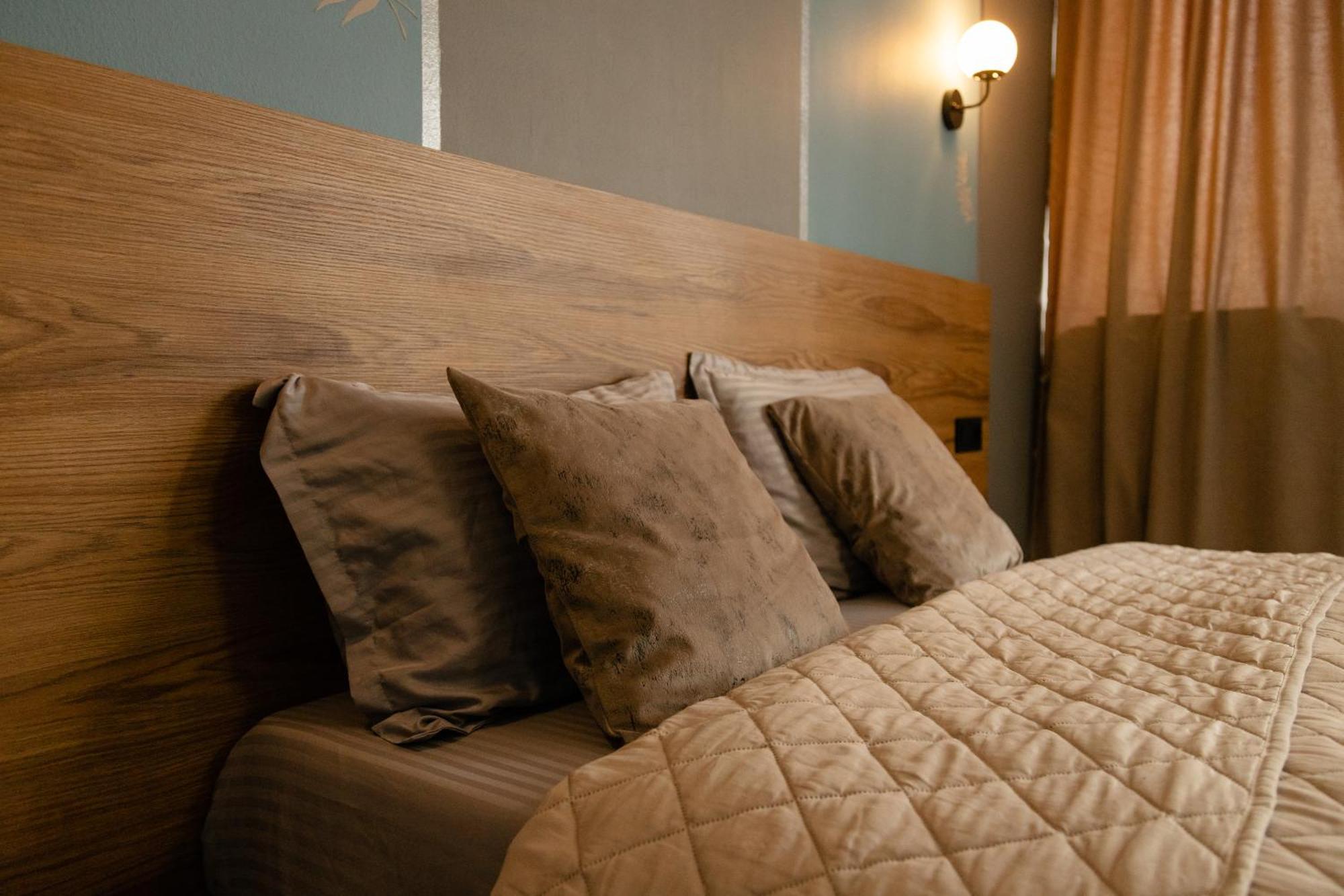 Hotel Graf T Tbilisi Bagian luar foto