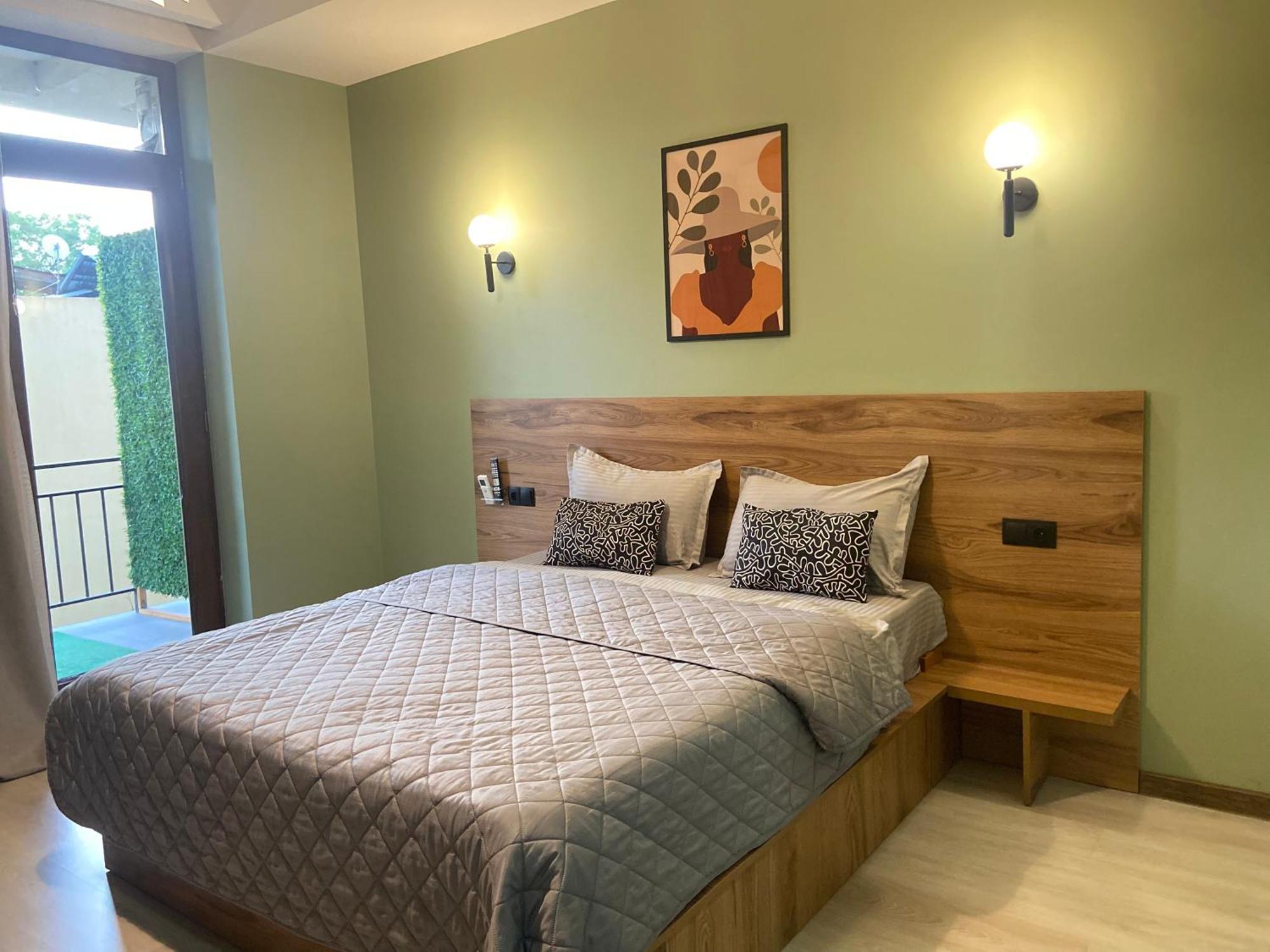 Hotel Graf T Tbilisi Bagian luar foto